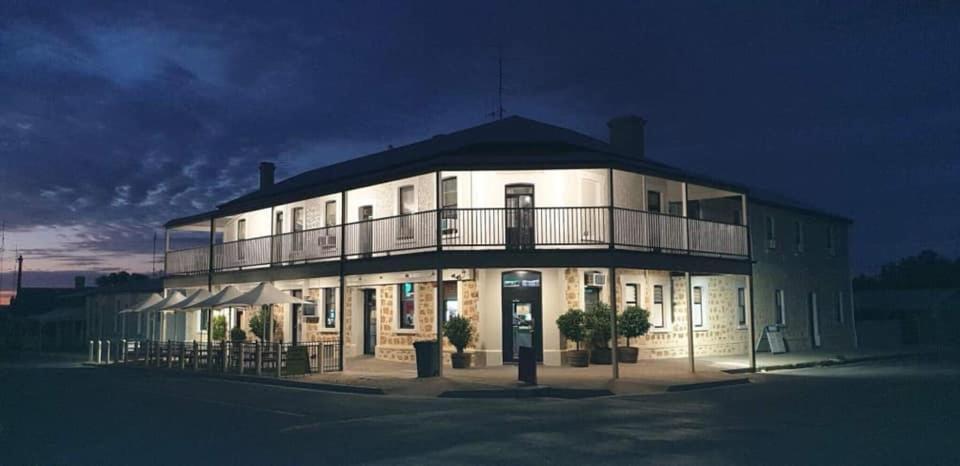 Cornwall Hotel Moonta Extérieur photo
